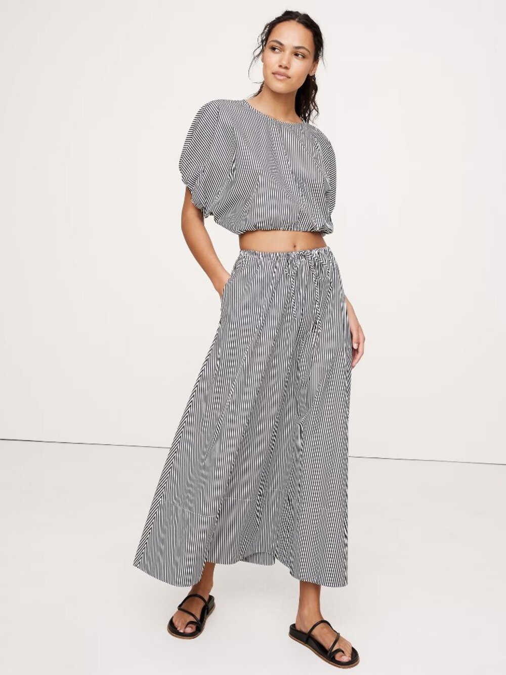 Banana Republic Cotton Poplin Maxi Skirt Navy Blue Stripe